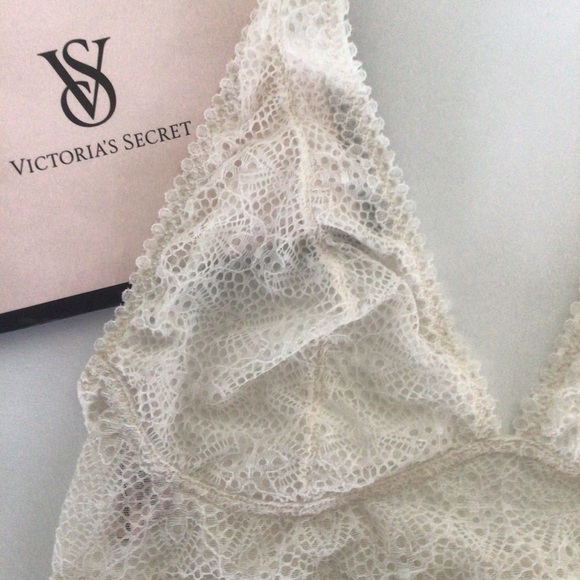 VICTORIAS SECRET HALTER BRALETTE WHITE LARGE - Picture 5 of 14